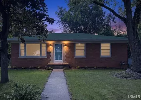 817 Varner St, Evansville, IN 47720