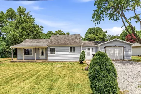10601 Toledo Ave, Osceola, IN 46561