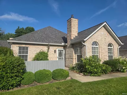 2911 W Applewood Ct, Muncie, IN 47304