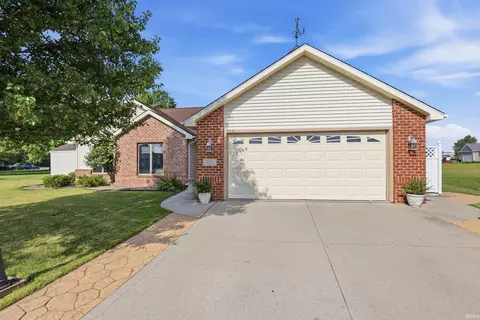 520 Chessie Ct, Garrett, IN 46738