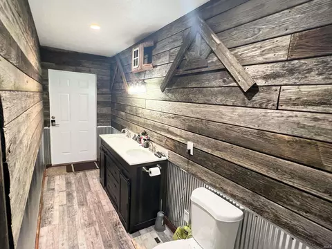 Bath - 10775 E 1000 N Rd, Odon, IN 47562 photo 3 of 3