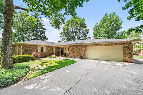 Other - 4 Arbor Ct, Nappanee, IN 46550 photo 2 of 6