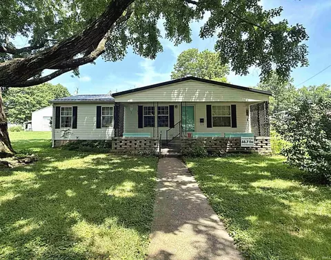 1506 North St, Washington, IN 47501