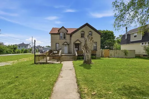 924 Saint Marys Ave, Fort Wayne, IN 46808