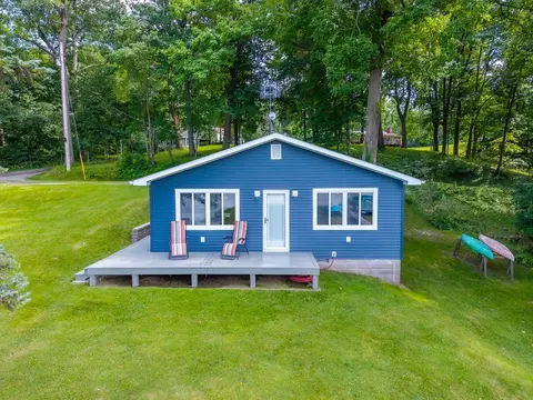 400 Lane 120 Fox Lk, Angola, IN 46703