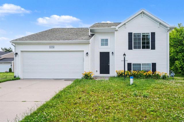 50784 Maple Isle Dr, Elkhart, IN 46514