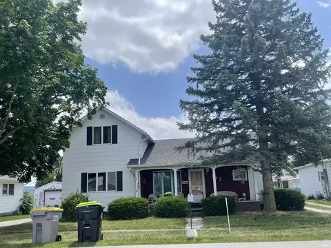 112 W Willow St, Butler, IN 46721