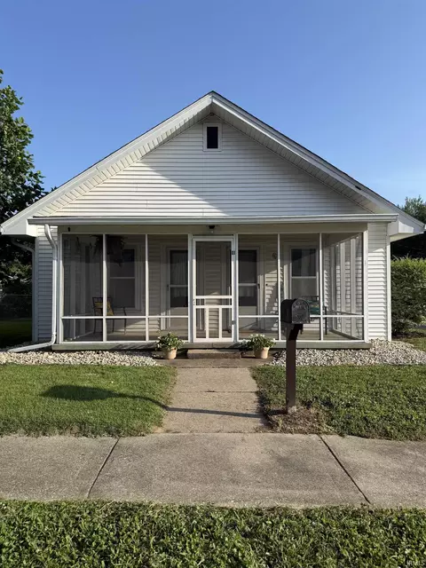 255 E Mechanic St, Bloomfield, IN 47424