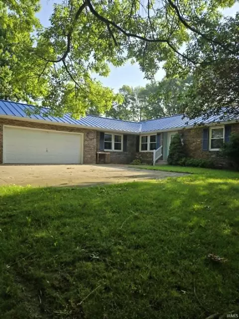 3394 N Old Farm Rd, Warsaw, IN 46582