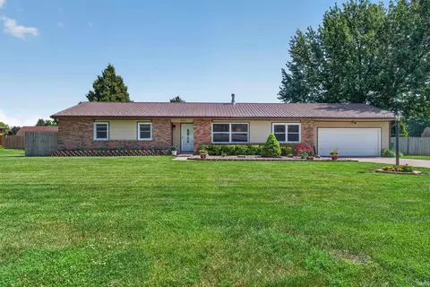 2015 W Westholme Dr, Marion, IN 46952