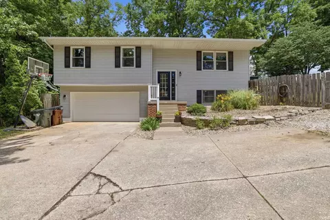 4078 N Brookwood Dr, Bloomington, IN 47404