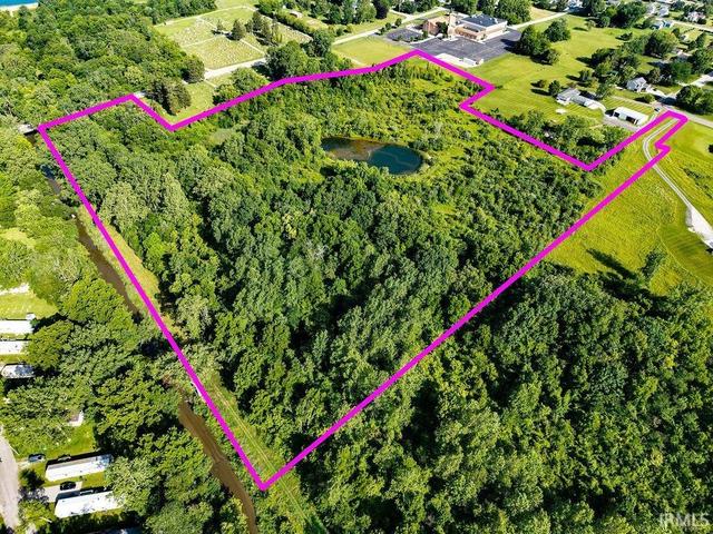 300 W Woodview, Zanesville, IN 46799