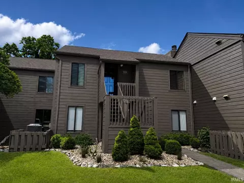 9359 S Lake Ridge Dr, Bloomington, IN 47401