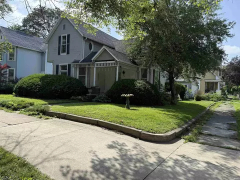 203 E Main St, Peru, IN 46970
