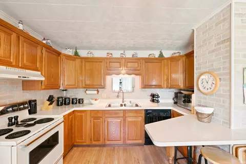 Kitchen - 740 E Powers St, Albany, IN 47320 photo 2 of 3