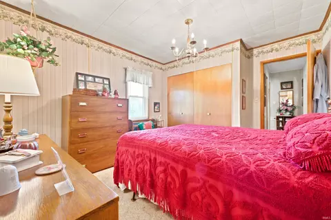 Bedroom - 740 E Powers St, Albany, IN 47320 photo 2 of 4