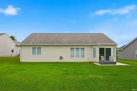 Exterior - 825 Innkeepers Ct, Waterloo, IN 46793 photo 9 of 14