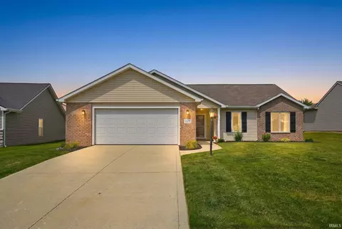 825 Innkeepers Ct, Waterloo, IN 46793