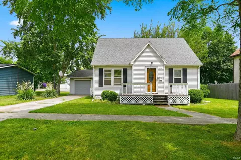 315 W Oak St, Butler, IN 46721