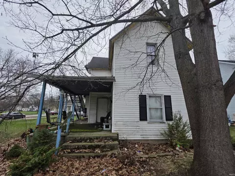 703 W Garfield Ave, Elkhart, IN 46516