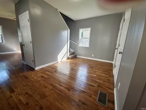 Entry Way - 415 E 3rd St, Peru, IN 46970 photo 1 of 1