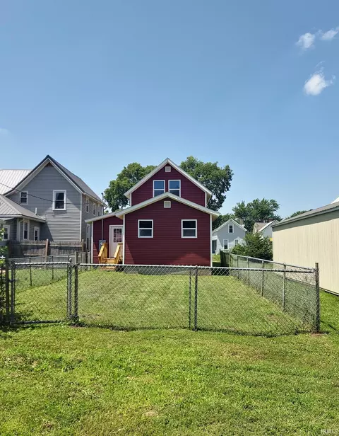 Exterior - 415 E 3rd St, Peru, IN 46970 photo 2 of 3