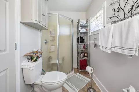 Bath - 702 N Wayne St, Warren, IN 46792 photo 4 of 4