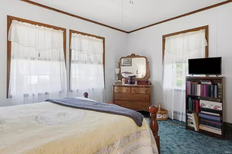 Bedroom - 702 N Wayne St, Warren, IN 46792 photo 1 of 8
