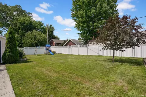 Exterior - 2107 Park Ave, Bedford, IN 47421 photo 5 of 7
