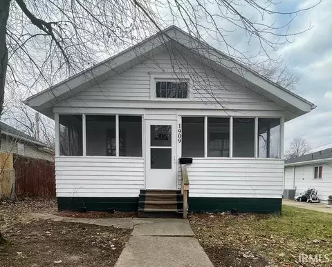 1909 S Brookfield St, South Bend, IN 46613