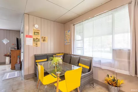 Dining - 1901 E Maxwell Ln, Bloomington, IN 47401 photo 1 of 1