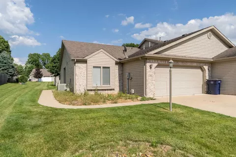 584 Buck Trl, Warsaw, IN 46582