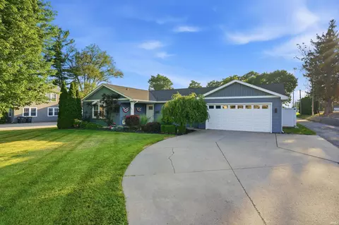 645 N Riley St, Kendallville, IN 46755