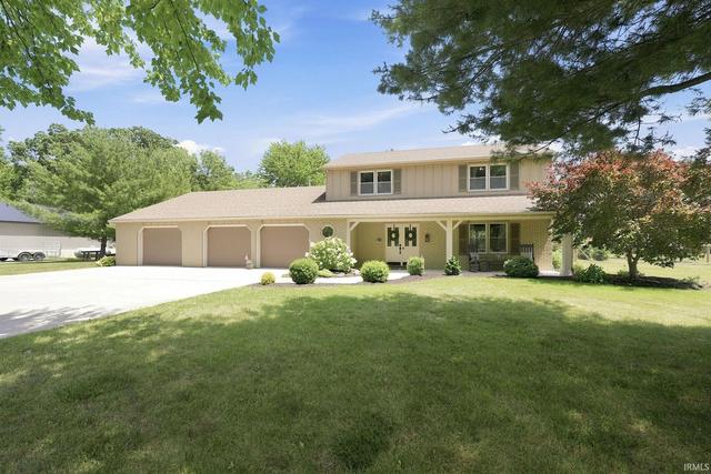 7018 Kings Row, Woodburn, IN 46797