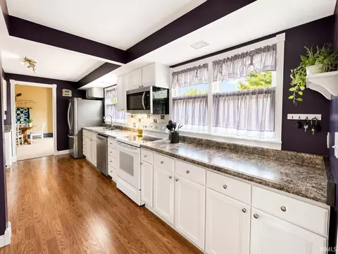 Kitchen - 129 E Grant St, Greentown, IN 46936 photo 2 of 4