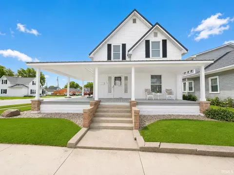 Exterior - 129 E Grant St, Greentown, IN 46936 photo 5 of 13