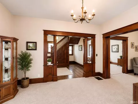 Entry Way - 129 E Grant St, Greentown, IN 46936 photo 5 of 6