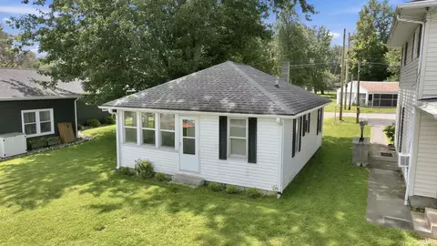 630 E Lakewood Ave, Warsaw, IN 46580