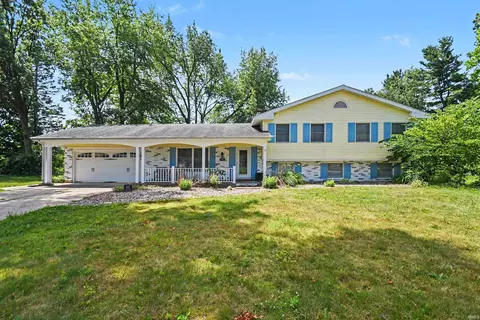 6247 Exeter Ct, South Bend, IN 46614