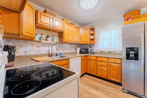 Kitchen - 876 Sunset Dr, Wabash, IN 46992 photo 1 of 1