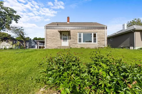 636 N State St, Mishawaka, IN 46544