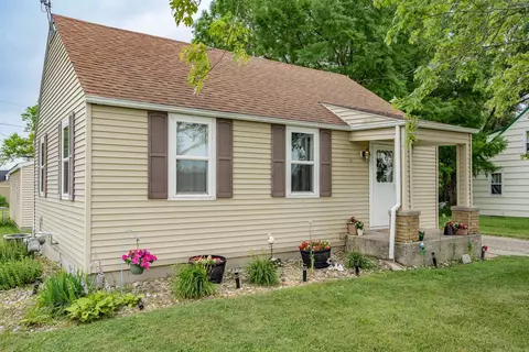 209 S Washington St, Monroeville, IN 46773