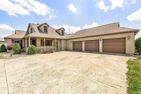 103 South Dr, Ligonier, IN 46767