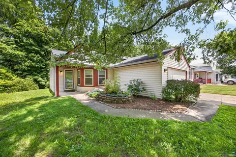 3606 W Woodhaven Dr, Bloomington, IN 47403