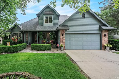 54454 Heron Cove Ln, Elkhart, IN 46516