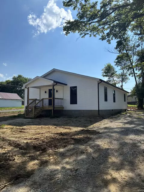 622 Illinois St, Bicknell, IN 47512