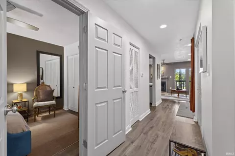 Entry Way - 4062 Eagle Bay Dr, Bloomington, IN 47401 photo 2 of 2