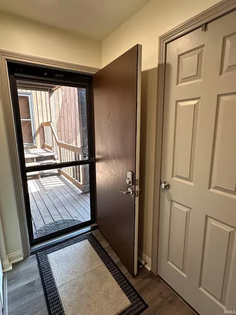 Entry Way - 4062 Eagle Bay Dr, Bloomington, IN 47401 photo 1 of 1