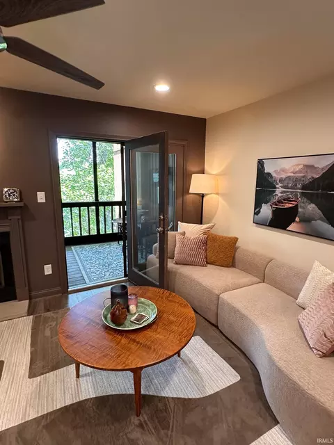 Living - 4062 Eagle Bay Dr, Bloomington, IN 47401 photo 1 of 3