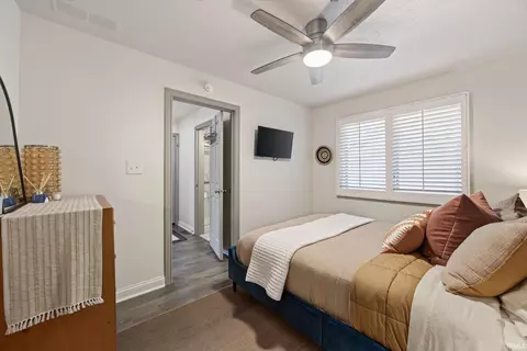 Bedroom - 4062 Eagle Bay Dr, Bloomington, IN 47401 photo 2 of 7